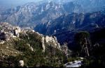 From coll de la Carrasqueta to the cave of les Avellanes