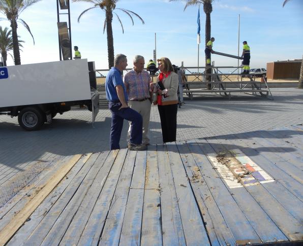 Work has started assembling stands and elements of the RallyRACC