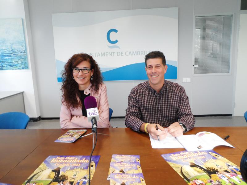  Merc&egrave; Dalmau y el concejal Luis Abella presentaron el programa