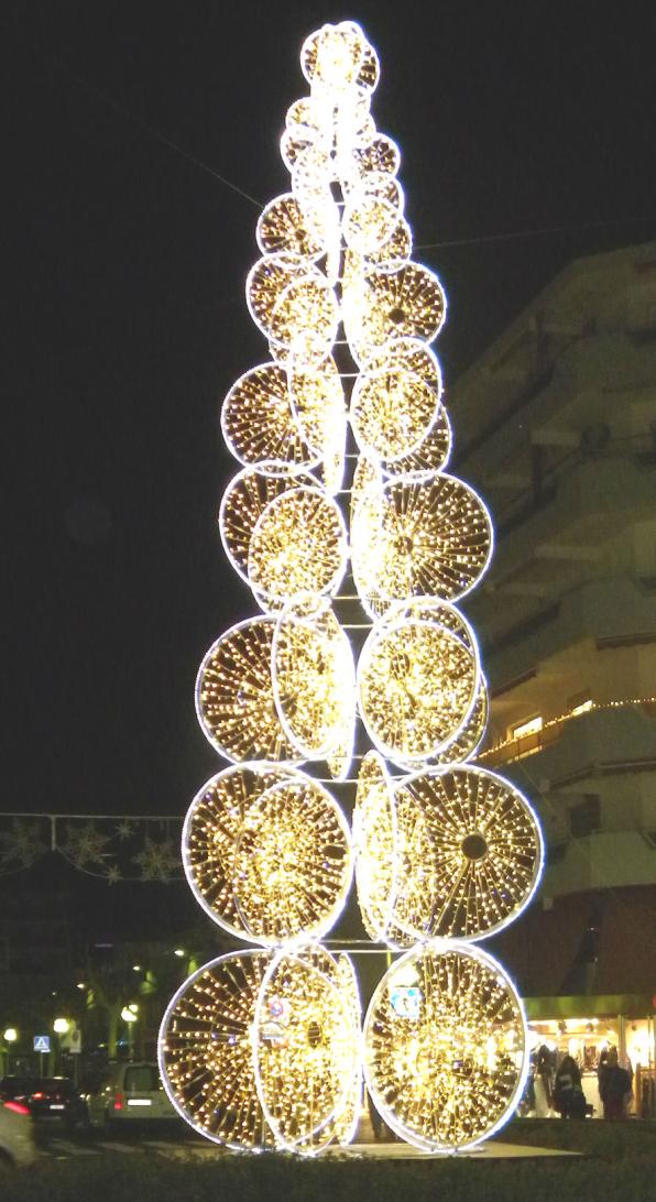 Salou celebrates Christmas lighting streets and Christmas Market
