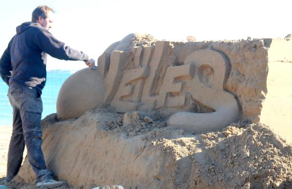 The Nativity of the Pineda Beach Sand Vilaseca 2013