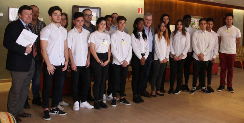 Alumnos de hosteler&iacute;a y turismo de Salou