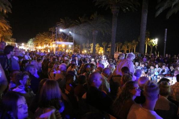 Més de 1.500 persones assisteixen a la passarel·la de moda de Salou