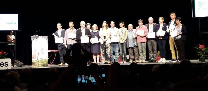 Representantes de los municipios Vila Florida con 3 flores 
