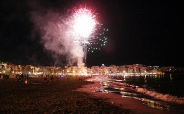 Els focs artificials són els protagonistes de la nit de Sant Joan