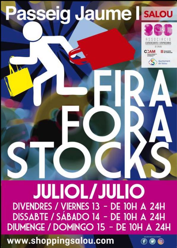 The passeig Jaume I of Salou becomes a commercial fair