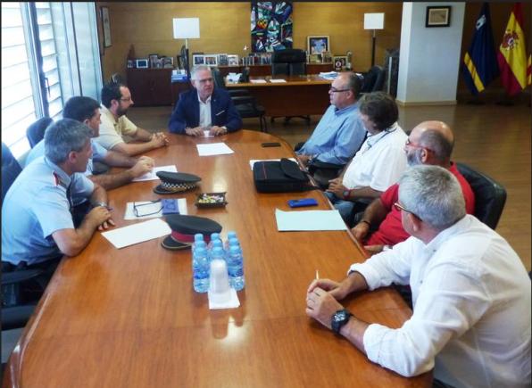 The mayor asks for protection for employees who not follow the strike
