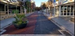 Comença la renovació del carril bici del carrer Josep Carner
