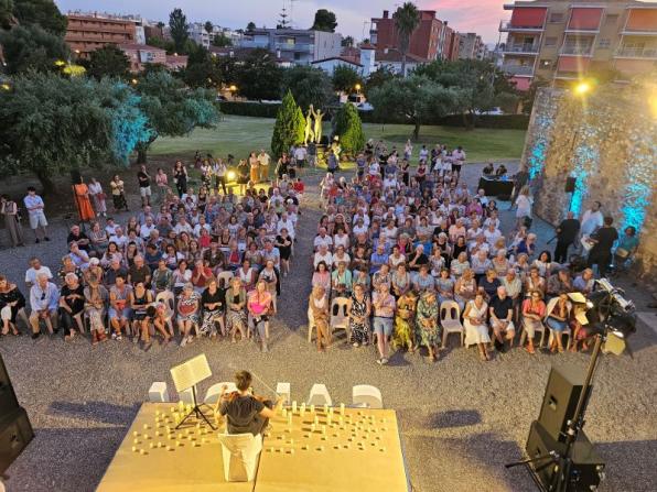 Concert de violoncel en la reobertura de la Torre Vella de Salou