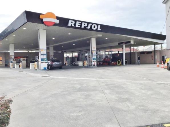 Repsol cuenta con m&aacute;s de 3.300 gasolineras en Espa&ntilde;a. Cedida