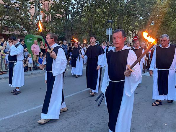 Ve&iuml;ns i ve&iuml;nes de Salou&nbsp;(cedida)