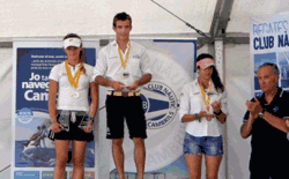 Tres regatistas del Nautico Salou, campeones de Cataluña de clase laser