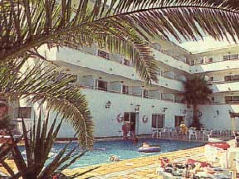 Hotel Ramblas Ermita. Coma-ruga. El Vendrell. Costa Daurada