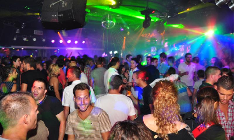 &Eacute;xito de participaci&oacute;n en la noche solidaria del Space Summer Salou